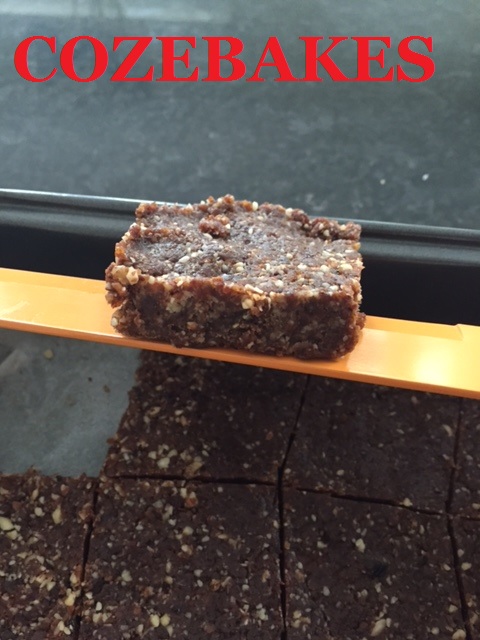 gluten free, paleo, energy bars, cozebakes, fruit bars, easy to make snacks, snack bars, fitness bars, dates, nuts, paleo diet, healthy snacks