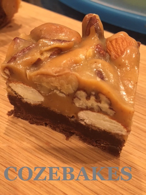 gluten free baking, gluten free, nutty caramel slices, chocolate nutty caramels, caramel, brownies, cozebakes