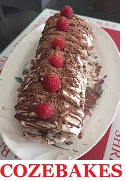 roulade, chocolate roulade, meringue roulade, chocolate meringue roulade, gluten free, cozebakes, meringue, chocolate, desserts