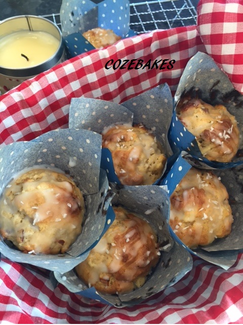 apple muffins, apple cinnamon muffins, apple cinnamon and pecan muffins, muffins, breakfast ideas, muffin recipes