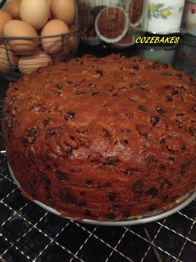 christmas cake, christmas cake recipe, fruit cake, christmas baking, easy christmas cake recipe, cozebakes