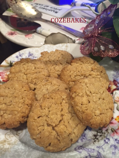 honey and oat biscuits, oat biscuits, honey biscuits, cozebakes, quick and easy biscuit recipe, oat and honey cookies