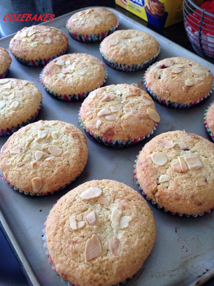 bakewell buns, almond and cherry bakewell buns, bakewell muffins, cozebakes