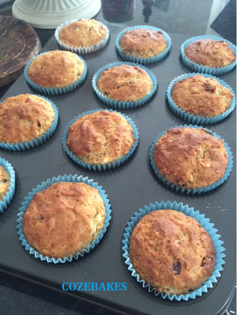 banana cranberry muffins, gluten free muffins, gluten free baking, cozebakes, low sugar muffins, low sugar gluten free muffins