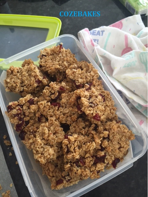 cranberry flapjacks, gluten free flapjacks, cozebakes, low sugar flapjacks